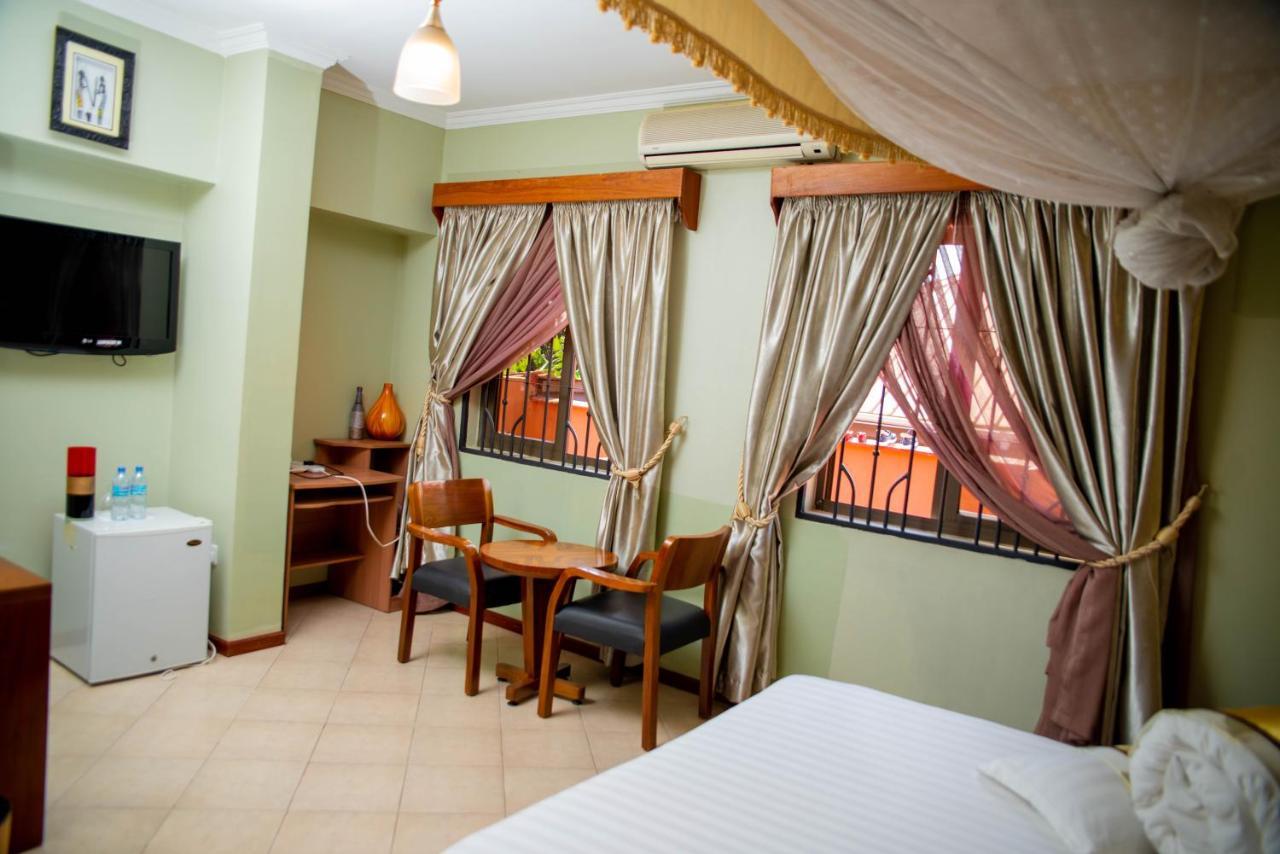Lush Garden Business Hotel Arusha Bagian luar foto