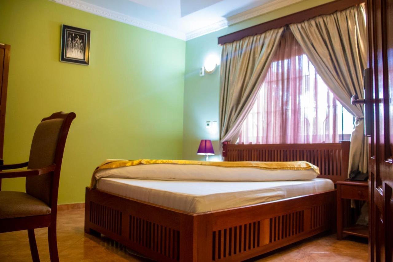 Lush Garden Business Hotel Arusha Bagian luar foto
