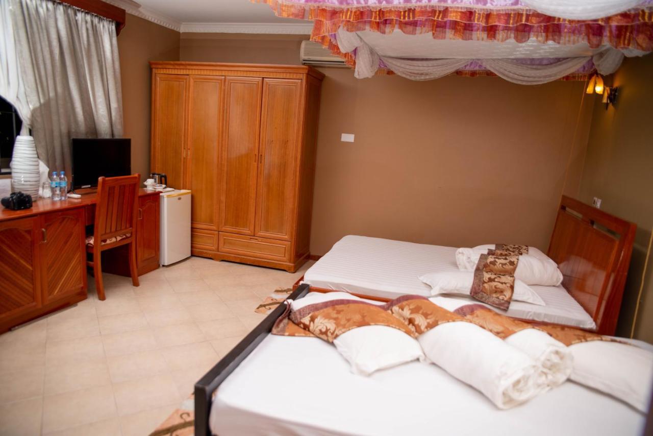 Lush Garden Business Hotel Arusha Bagian luar foto