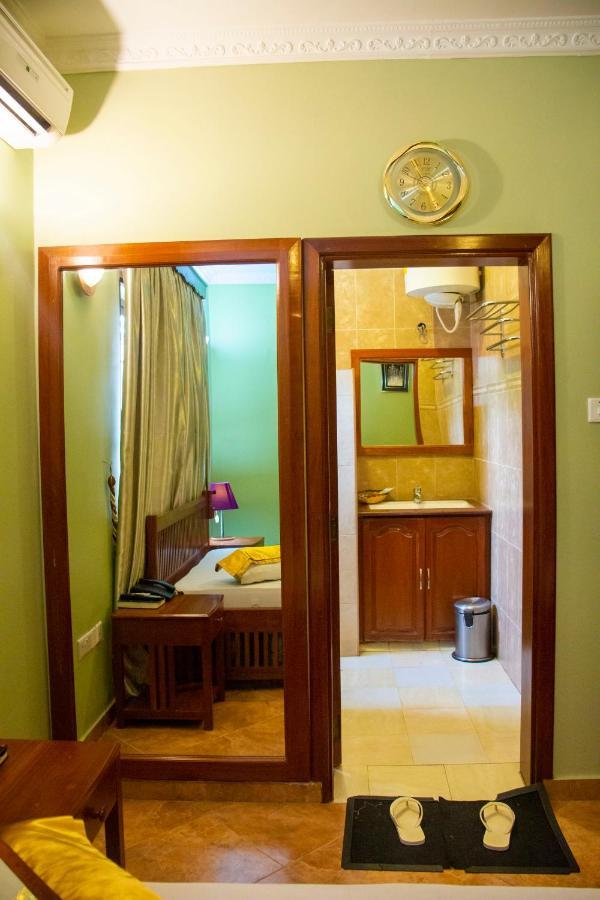Lush Garden Business Hotel Arusha Bagian luar foto